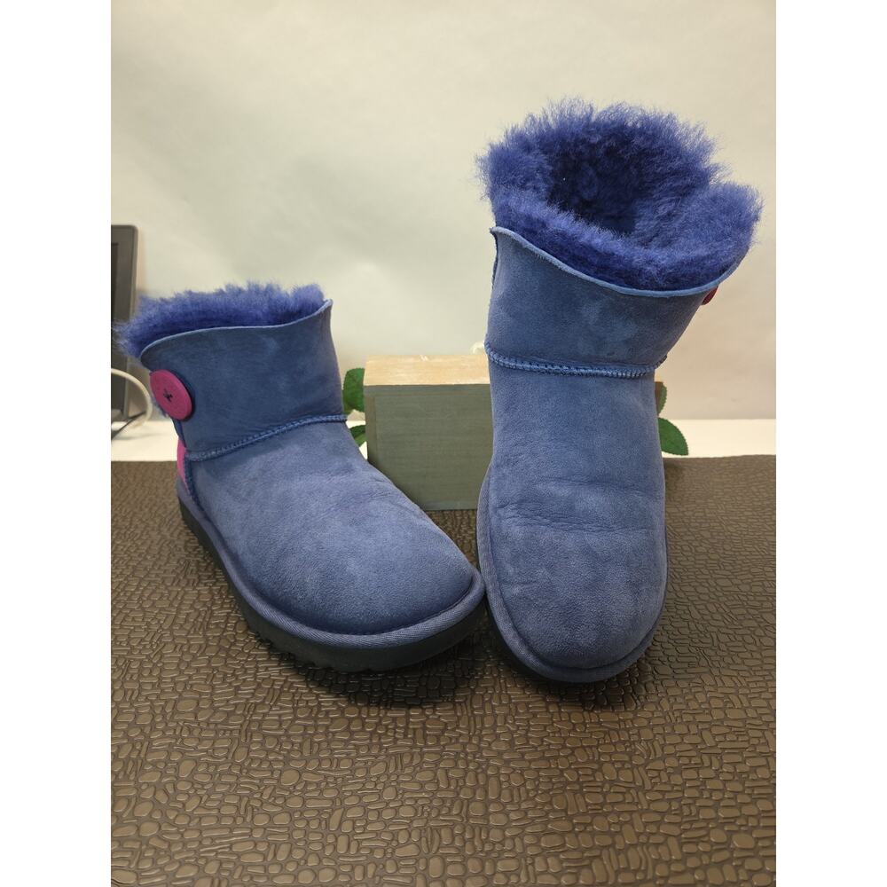 Ugg Mini Button Shearling Boots Navy Sheepskin F19013J